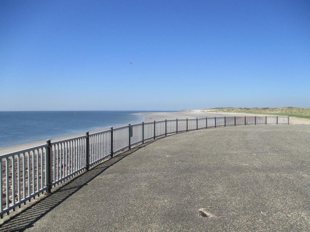 Comfortabel Vakantiehuis Aan Zee En Meer ! Kamperland Exteriér fotografie